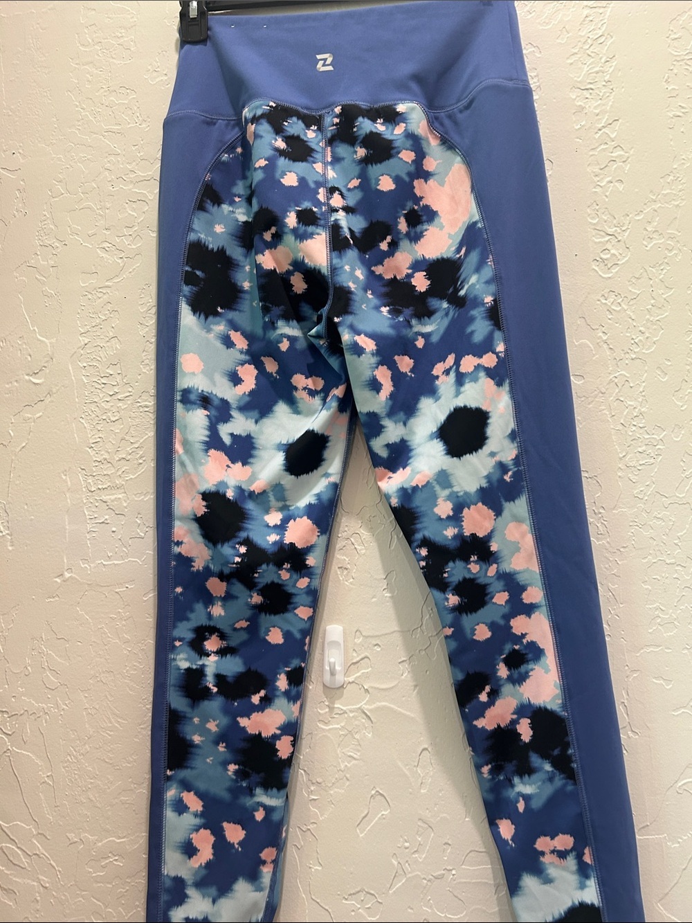 Zelos ~ Women’s Blue Floral Print Active Leggings - Picture 2 of 3